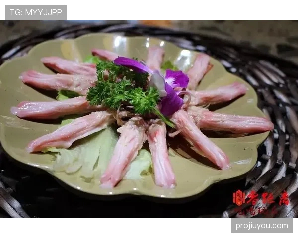 赵睿训练完直接打车去吃人均三千的火锅，还点两份毛肚